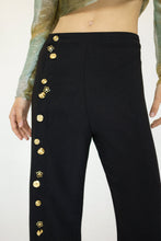 将图片加载到图库查看器,Mutlibutton Pants