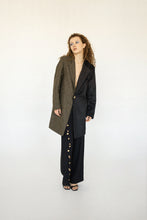 将图片加载到图库查看器,Double Sided Coat