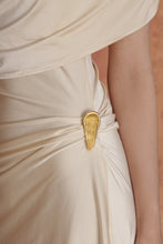 Load image into Gallery viewer, Paint brooch
